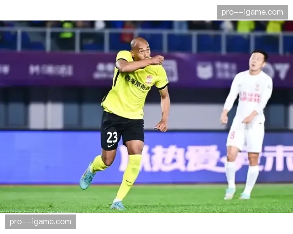 门兴格拉德巴赫2-2战平霍芬海姆,普莱亚补时阶段点球绝平。 门兴格拉德巴赫2-2战平霍芬海姆,普莱亚补时阶段点球绝平。